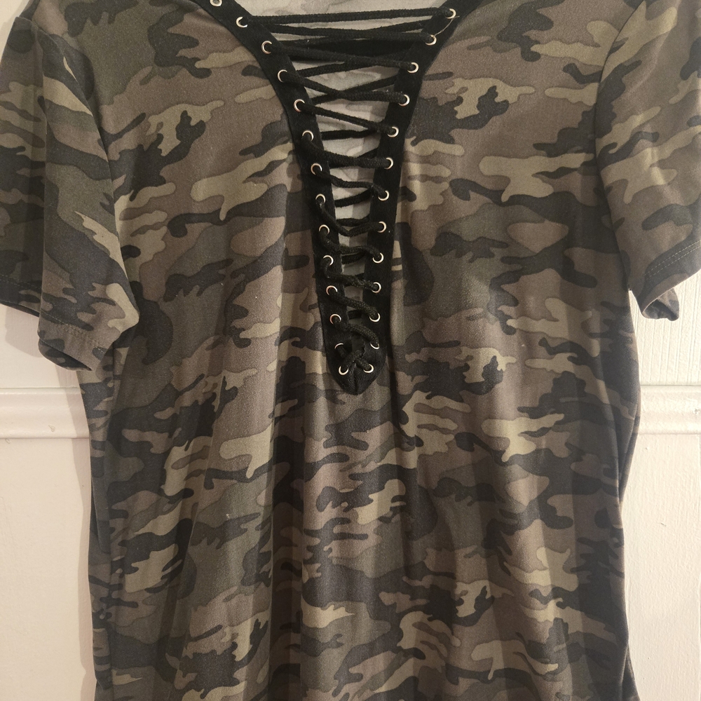 Rue21 Camouflage Lace-Up Short Sleeve Top
